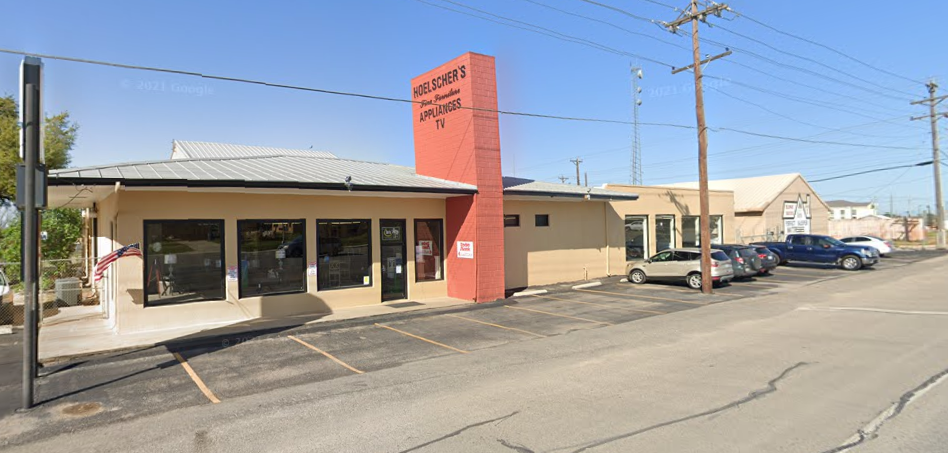 Hoelschers Fine Furniture, Appliances, and Electronics | 1205 10th St, Floresville, TX 78114, USA | Phone: (830) 393-2505