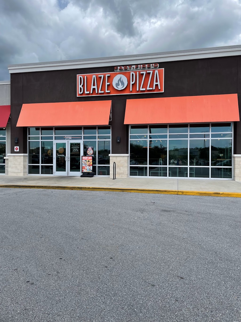 Blaze Pizza | 3194 Word Way Suite H-3, Trinity, FL 34655, USA | Phone: (727) 339-1070