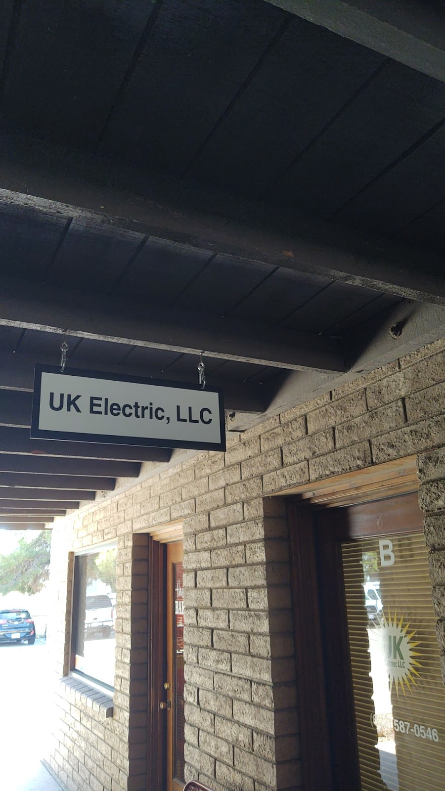 UK Electric LLC | 9132 W Cactus Rd suite b, Peoria, AZ 85381, USA | Phone: (623) 587-0546