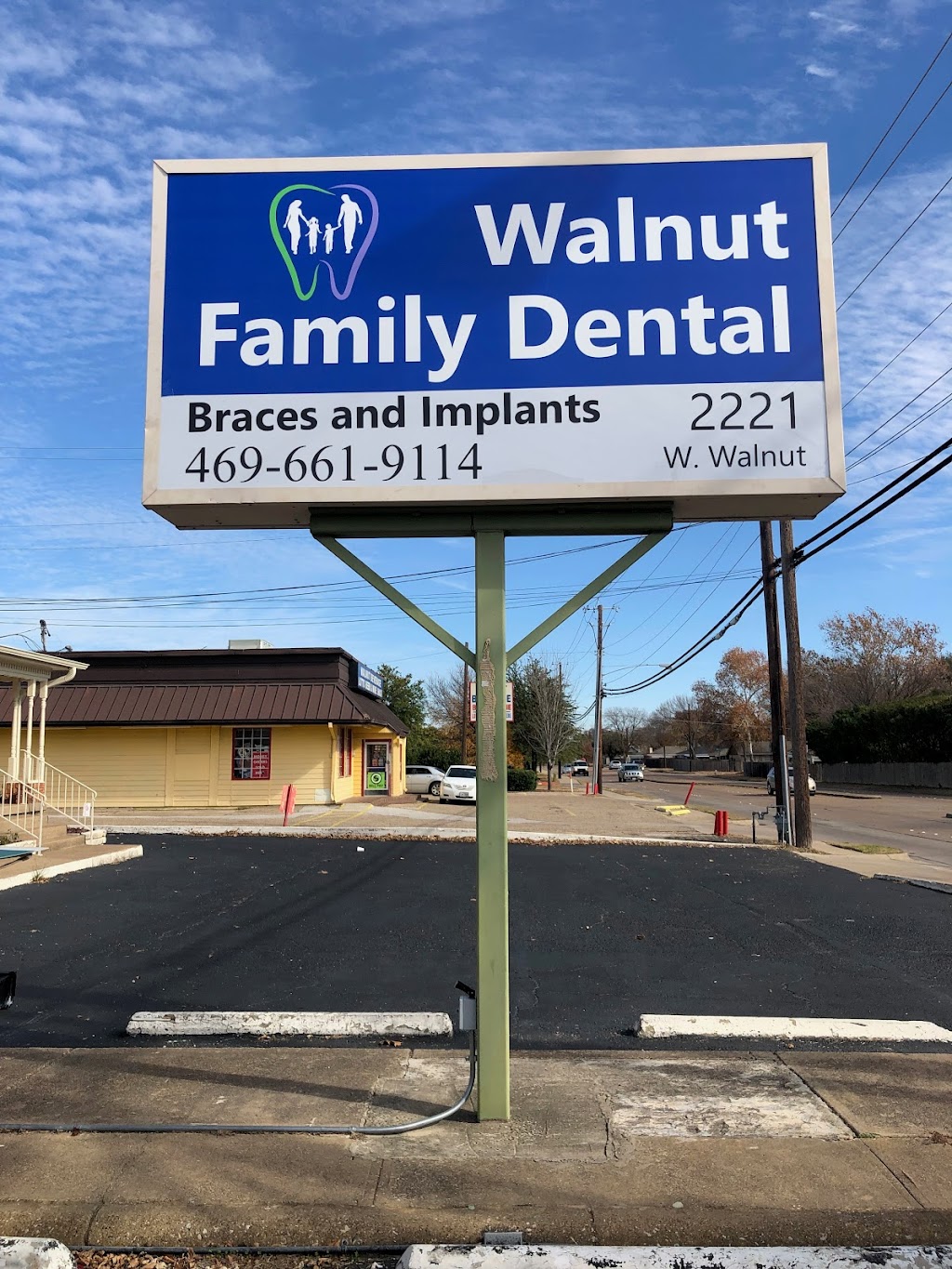 Walnut Family Dental | 2221 W Walnut St, Garland, TX 75042, USA | Phone: (469) 661-9114
