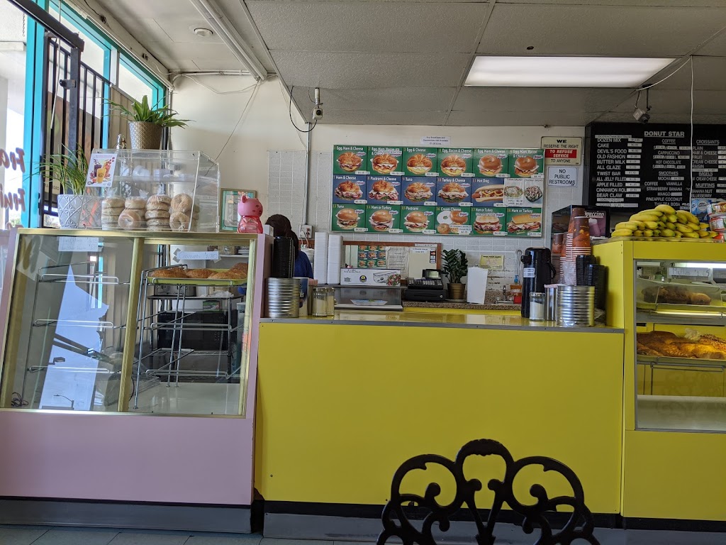 Donut Star | 8360 Topanga Canyon Blvd, Canoga Park, CA 91304, USA | Phone: (818) 347-8560