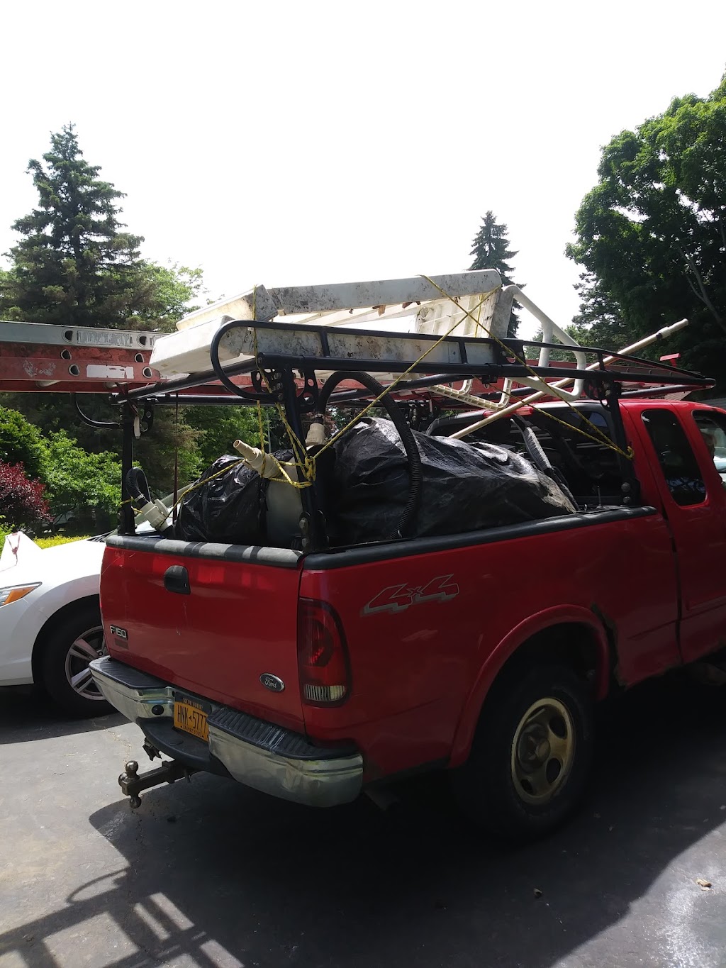 Loudon Ridge Farm | 336 Loudon Rd, Albany, NY 12211, USA | Phone: (518) 766-0407