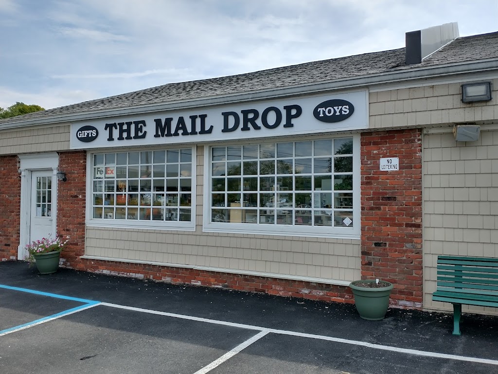 The Mail Drop (UPS, FedEx, USPS) | 1 Brush Hill Rd, New Fairfield, CT 06812, USA | Phone: (203) 546-7474