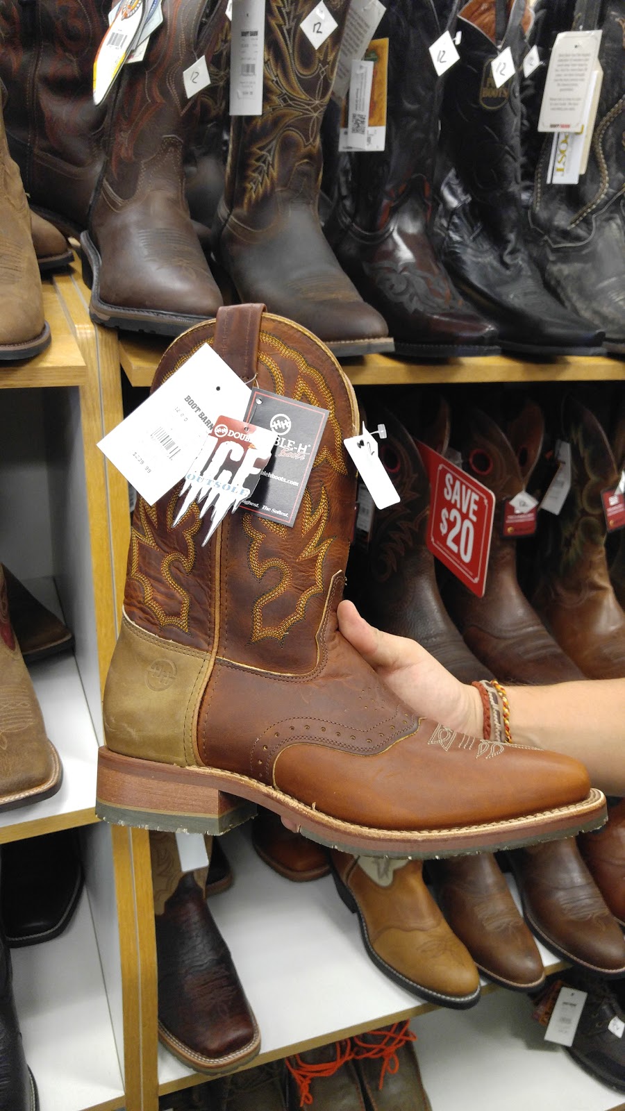 Boot Barn | 10299 E Stockton Blvd, Elk Grove, CA 95624, USA | Phone: (916) 714-1144