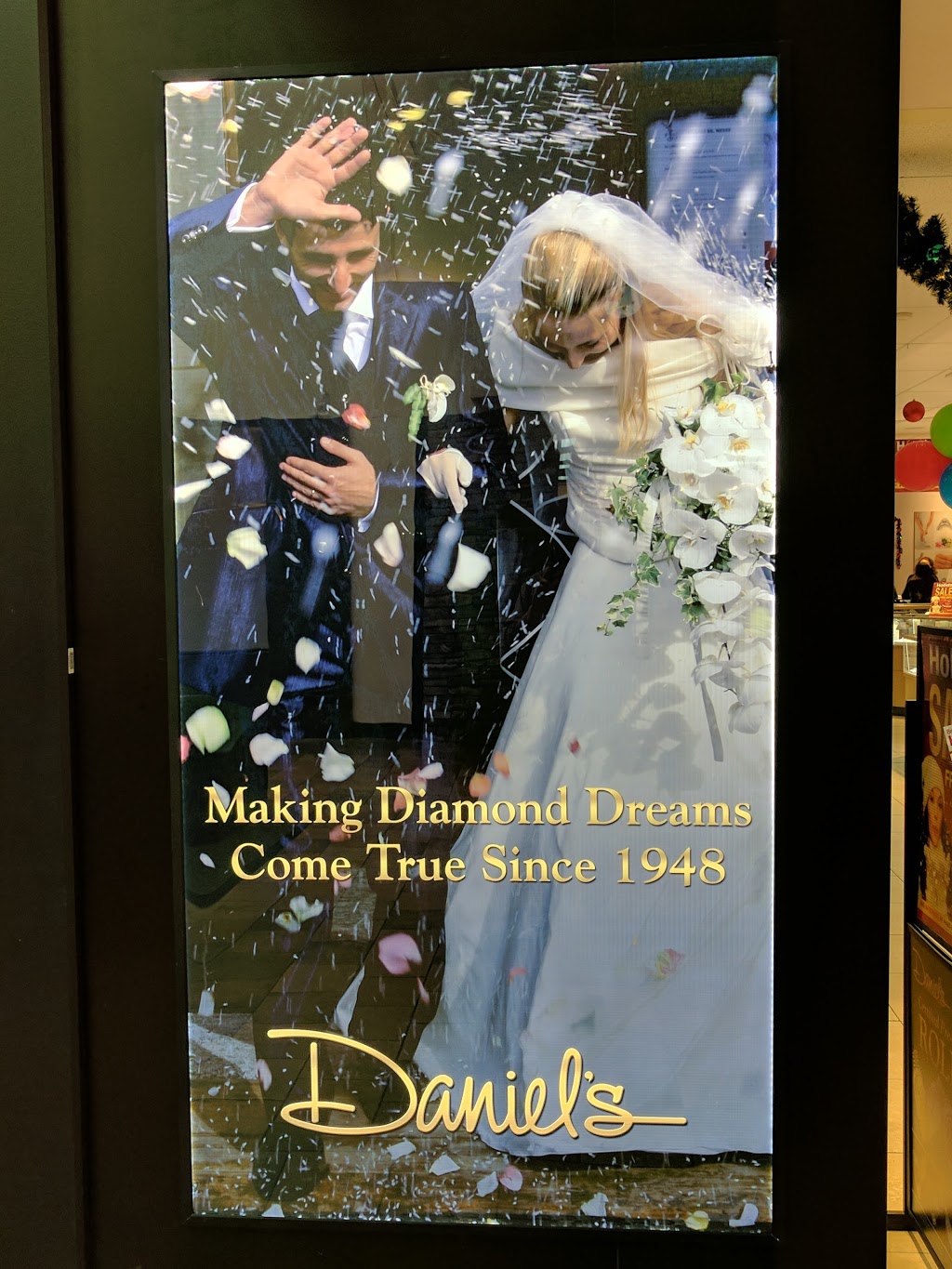 Daniels Jewelers | 412 Great Mall Dr, Milpitas, CA 95035, USA | Phone: (408) 457-0740