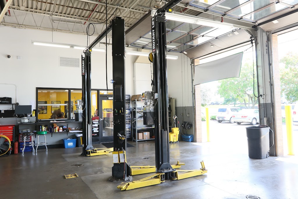 Meineke Car Care Center | 600 Southcross Dr W, Burnsville, MN 55306, USA | Phone: (952) 232-1054