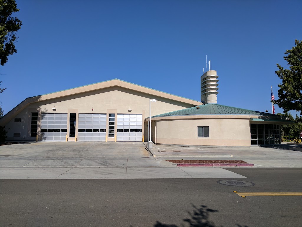 Cupertino Fire Station | 20215 Stevens Creek Blvd, Cupertino, CA 95014, USA | Phone: (408) 299-3144