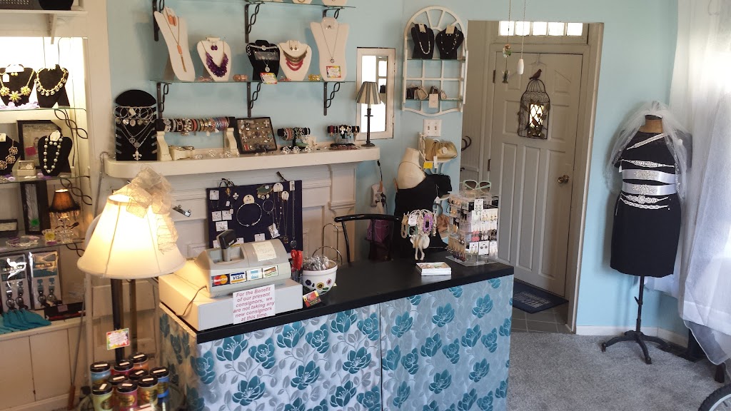 Country Vogue Boutique | 10489 KY-44 East, Mt Washington, KY 40047, USA | Phone: (502) 538-7648