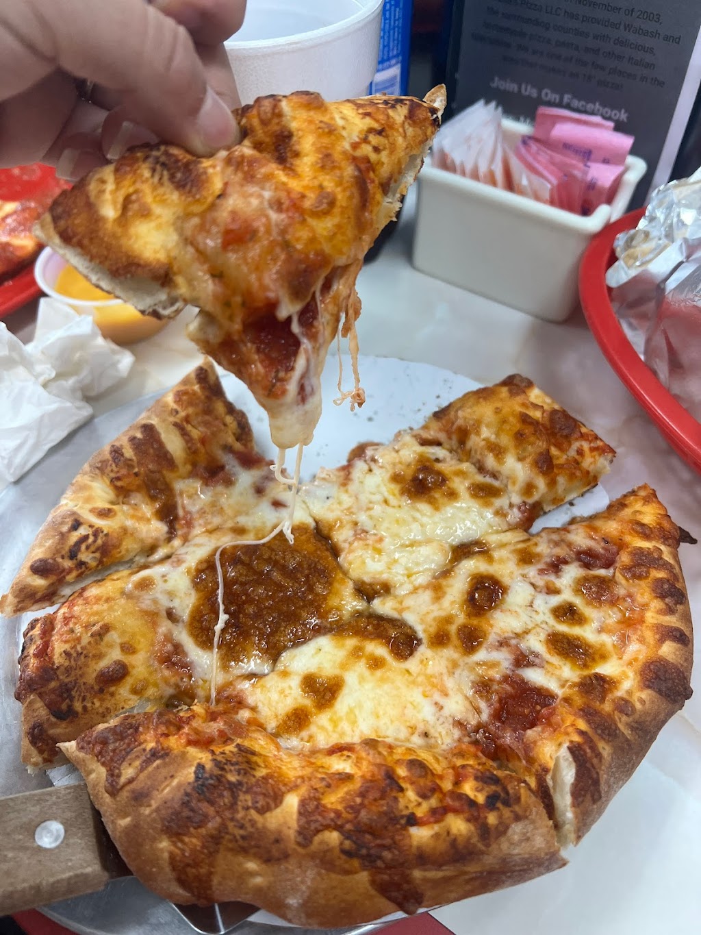 Goodfellas Pizza LLC | 1118 Stitt St, Wabash, IN 46992, USA | Phone: (260) 569-1162