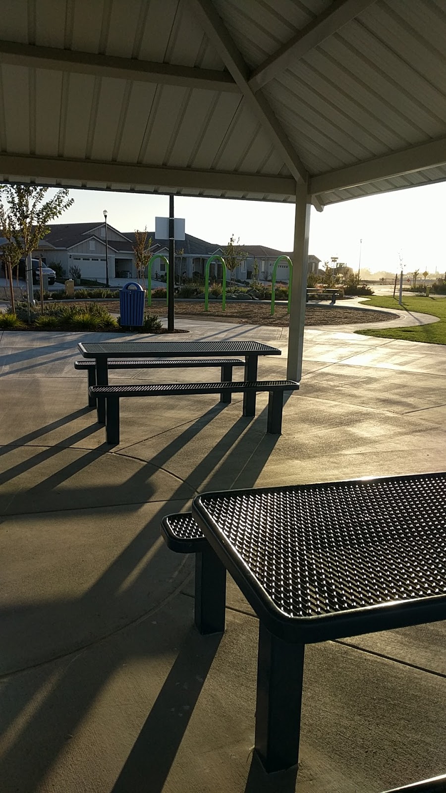 Elizabeth Jane Fiddyment Park | 1025 Makeway St, Roseville, CA 95747, USA | Phone: (916) 367-8403