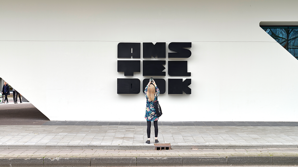 Design Bridge and Partners | Amsteldijk 166, 1079 LH Amsterdam, Netherlands | Phone: 020 520 6030