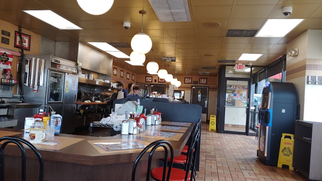Waffle House - meal takeaway  | Photo 1 of 10 | Address: 150 E Loop 820, Fort Worth, TX 76112, USA | Phone: (817) 451-2302