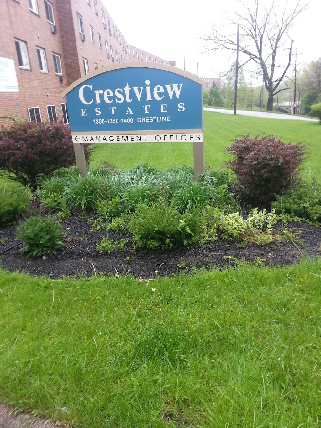 Crestview Apartments | 1400 Crestline Ave, Cleveland, OH 44109, USA | Phone: (216) 348-1391