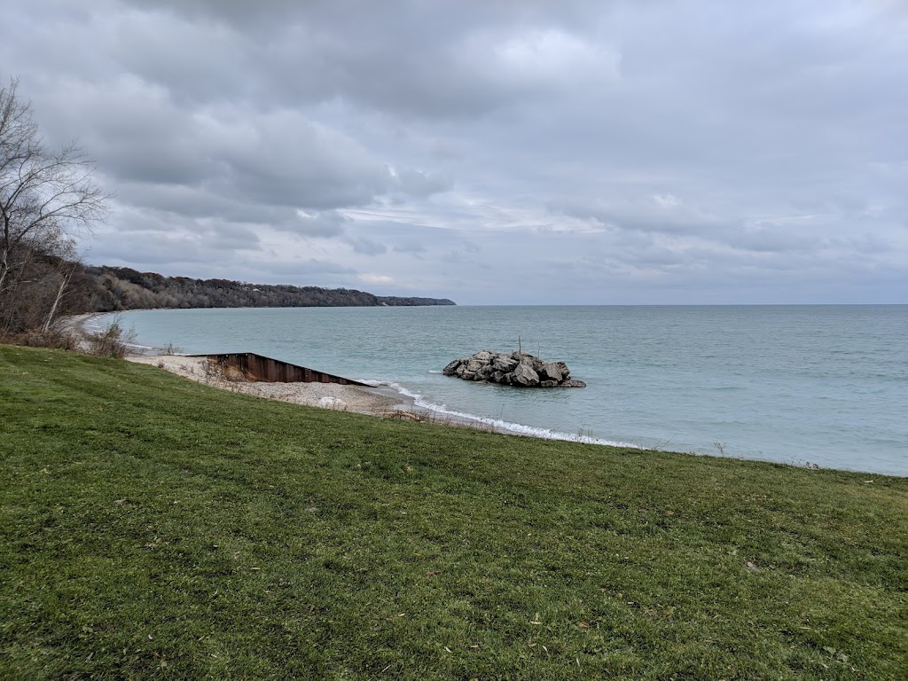 Klode Park | 5960 N Lake Dr, Whitefish Bay, WI 53217, USA | Phone: (414) 962-6690