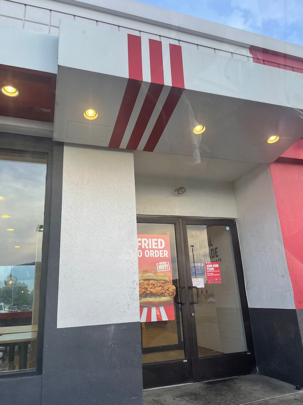 KFC | 4828 W Broad St, Columbus, OH 43228, USA | Phone: (614) 878-7989