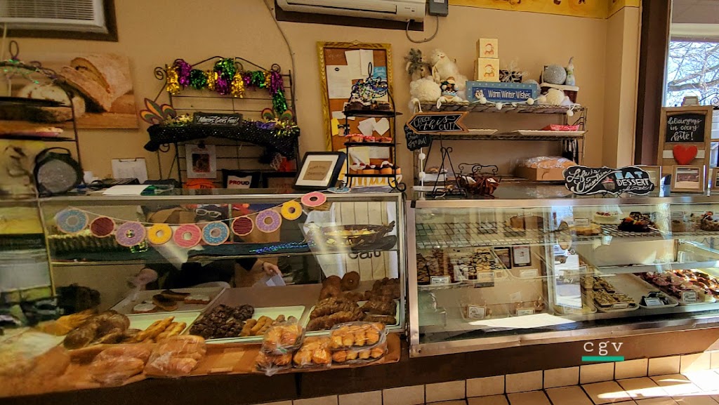 Ashleys Pastry Shop | 21 Park Ave, Dayton, OH 45419, USA | Phone: (937) 293-1719