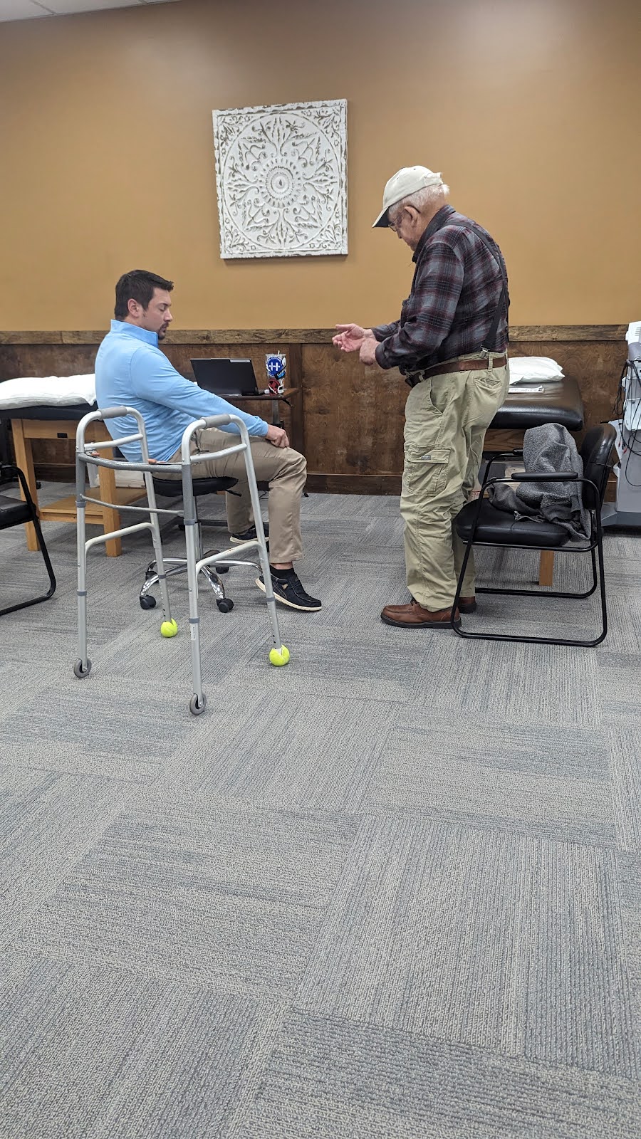 ApexNetwork Physical Therapy | 156 W College Ave, Stanton, KY 40380, USA | Phone: (606) 393-6505