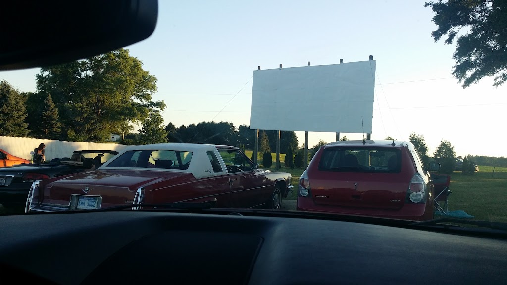 Field of Dreams Drive In Theater - Liberty Center | V602 Township Rd 6, Liberty Center, OH 43532, USA | Phone: (877) 343-5334