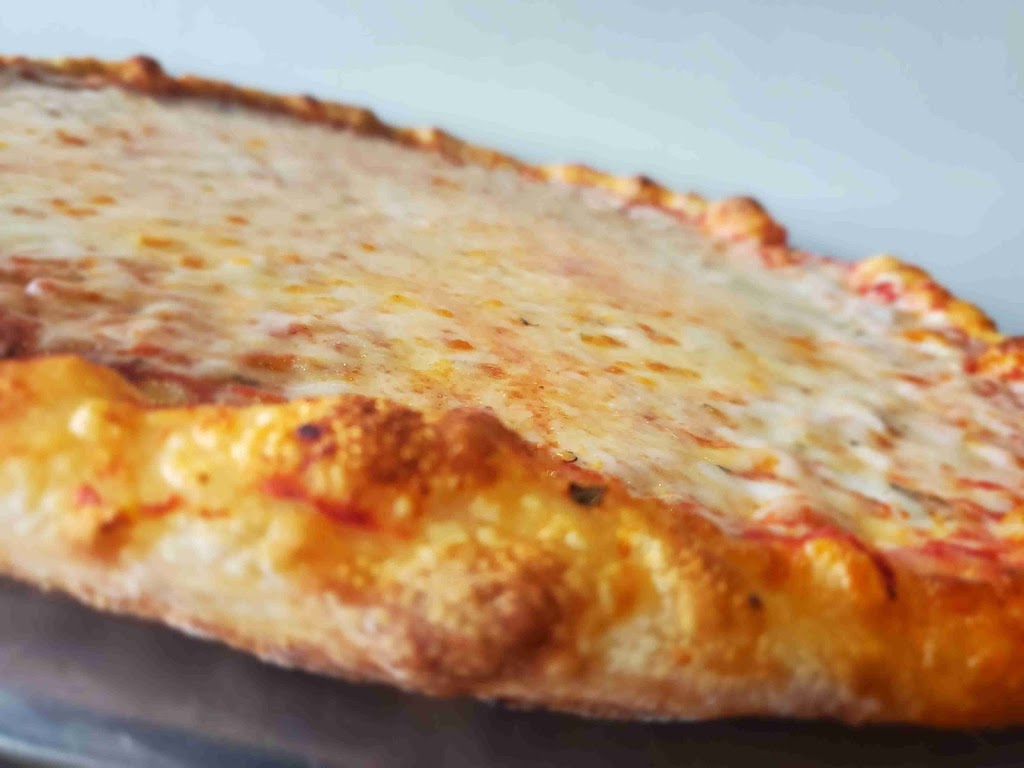 Two Guys Pizzeria & Restaurant | 13212 E Colonial Dr, Orlando, FL 32826, USA | Phone: (407) 920-0901