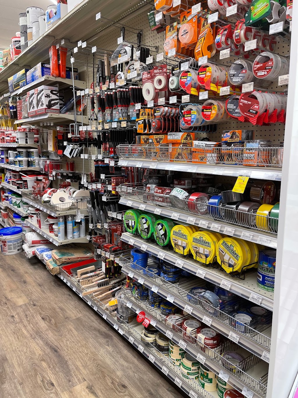 Oakland Ace Hardware | 347 Ramapo Valley Rd, Oakland, NJ 07436, USA | Phone: (201) 337-8068