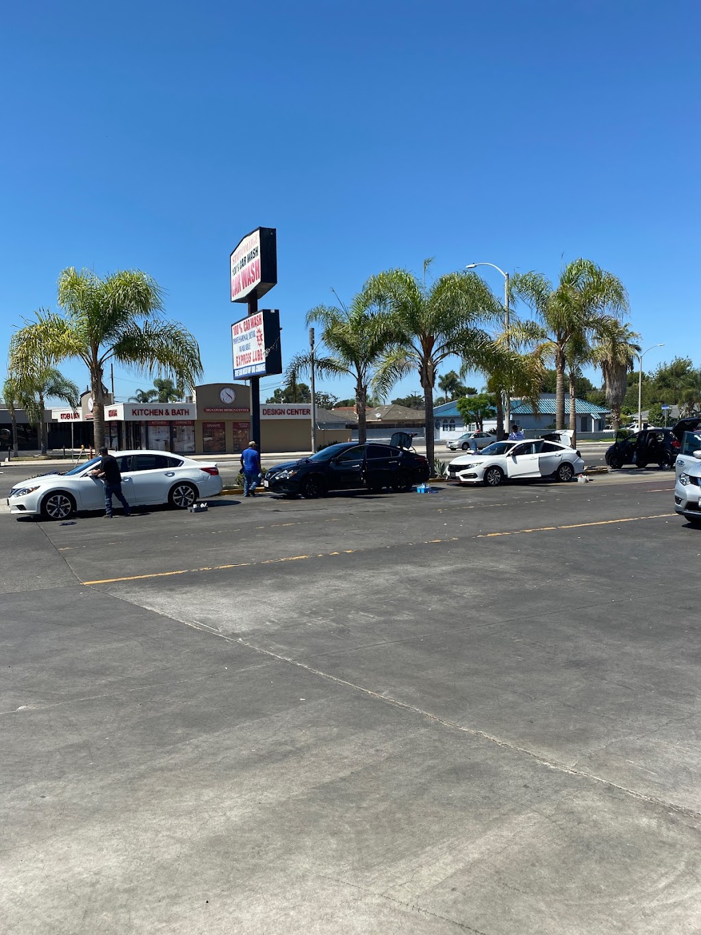 State College Car Wash | 400 N State College Blvd, Anaheim, CA 92806, USA | Phone: (714) 533-6961