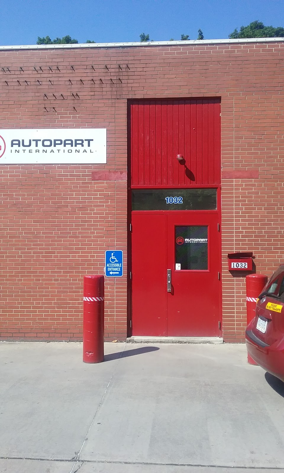 Autopart International | 1032 Saw Mill Run Blvd, Pittsburgh, PA 15220, USA | Phone: (412) 390-1013