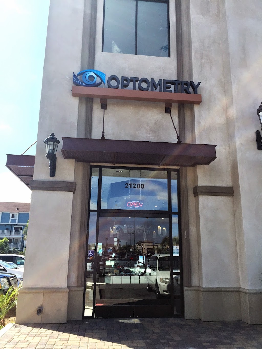 Peninsula Optometry | 21200 Beach Blvd, Huntington Beach, CA 92648, USA | Phone: (714) 374-2626