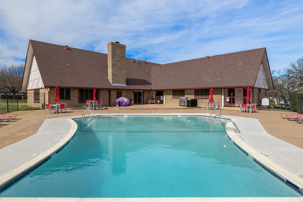 Redwood Estates Mobile Home Park | 5801 Redwood Blvd, Fort Worth, TX 76119, USA | Phone: (817) 478-5511