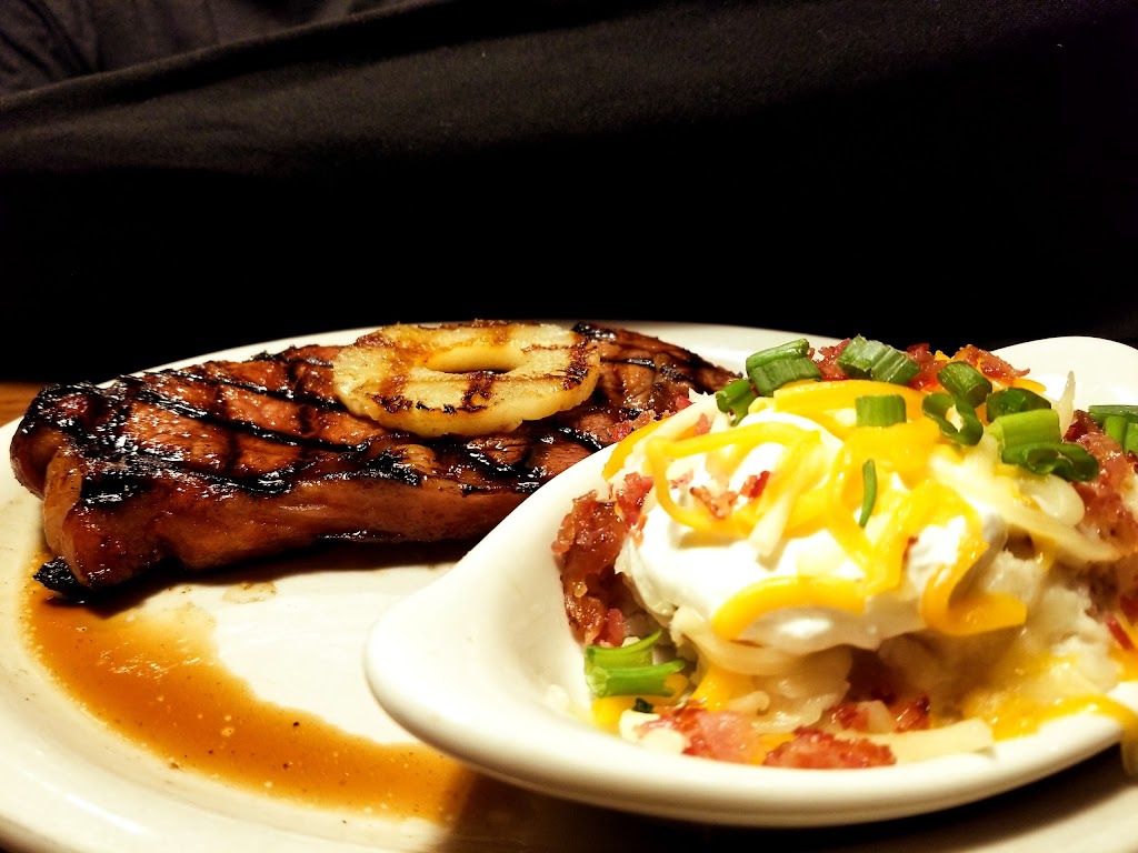 Coltons Steak House & Grill | 3050 S Dixie Blvd, Radcliff, KY 40160 | Phone: (270) 319-4939