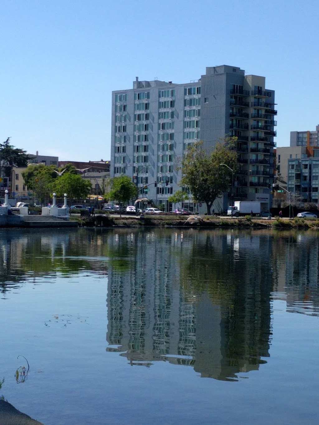 Lake Merritt Wash House | 1225 2nd Ave, Oakland, CA 94606, USA | Phone: (510) 962-5071