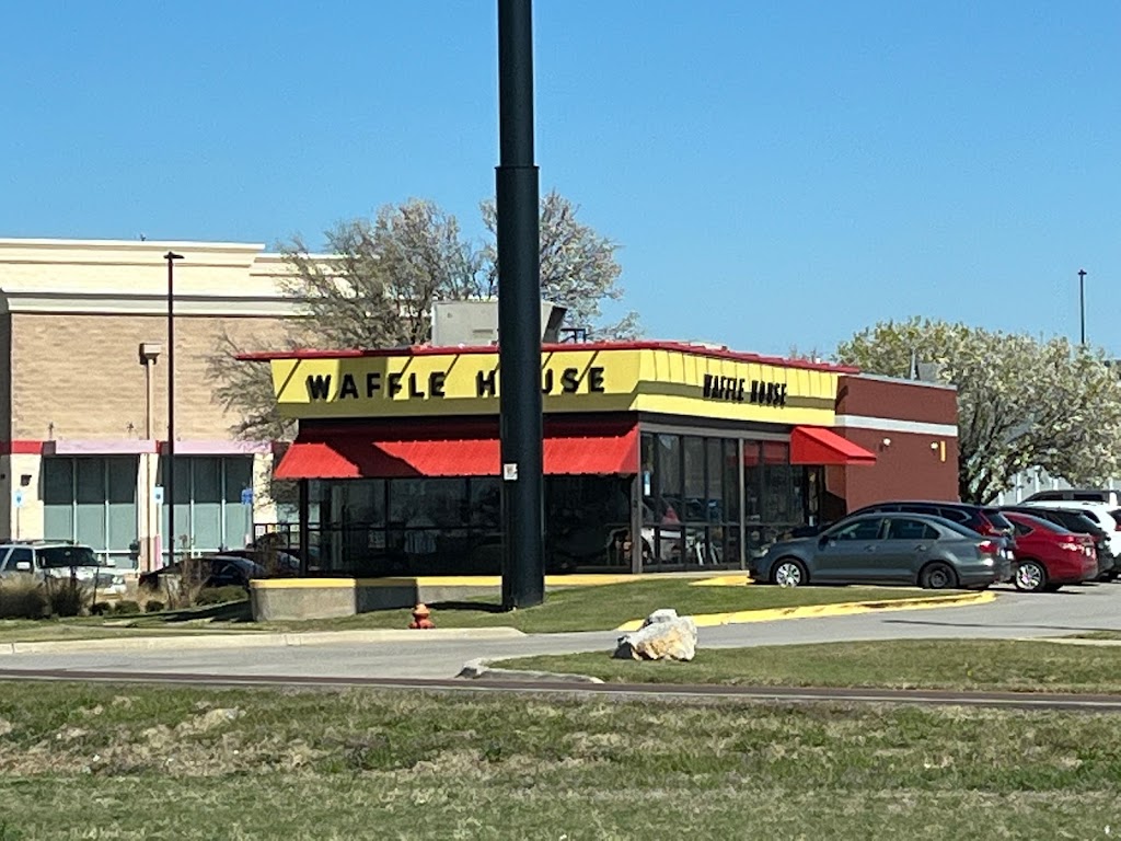 Waffle House | 125 N Interstate Dr, Norman, OK 73069 | Phone: (405) 447-1937