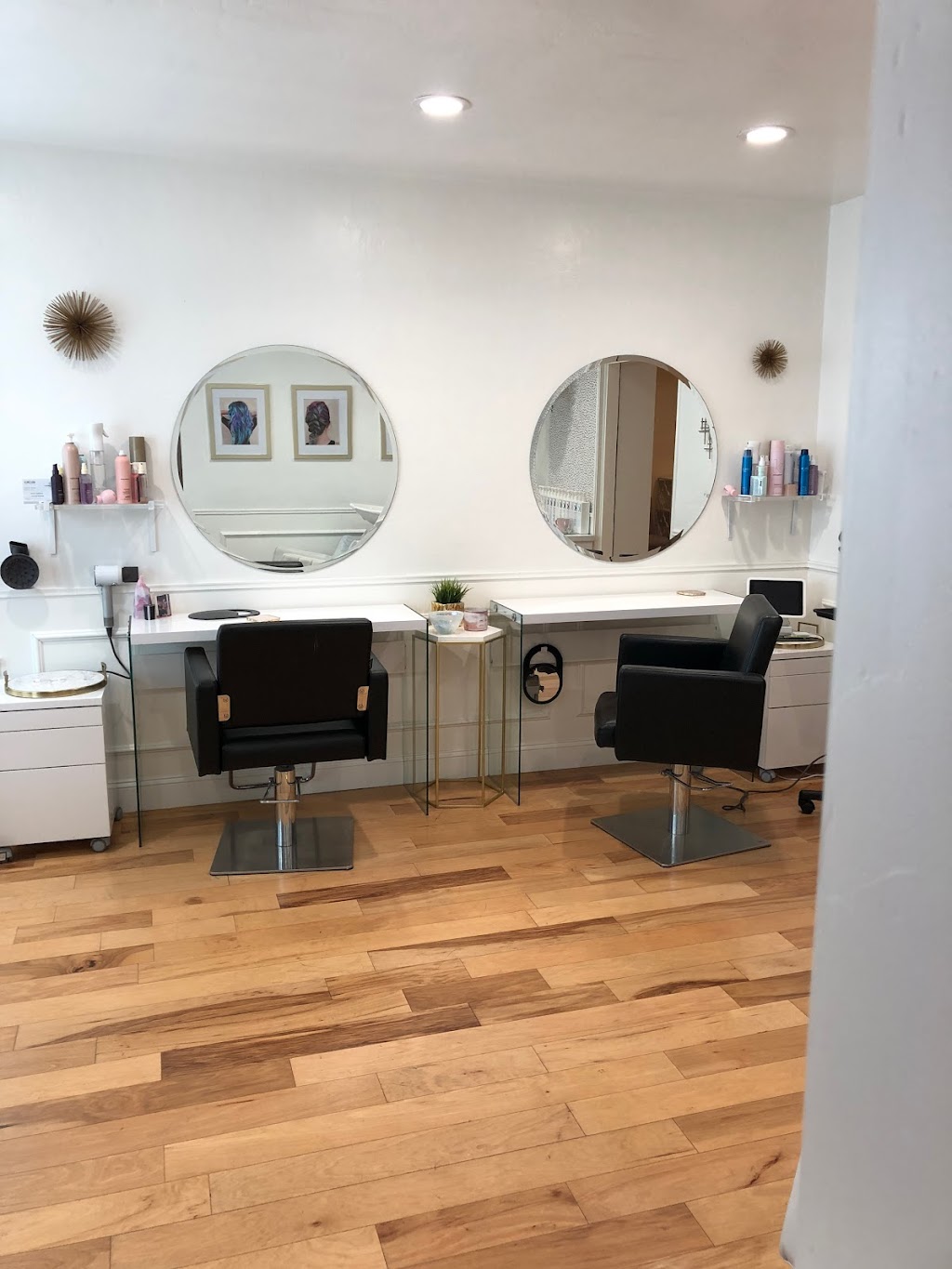 THE BEAUTY LOUNGE - Oceanside | 603 Vista Way, Oceanside, CA 92054, USA | Phone: (760) 497-2800