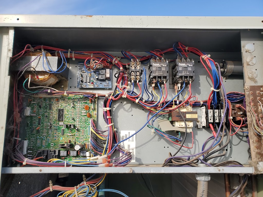 Apple Heating and Air Conditioning + Refrigeration | 17323 80th Pl N, Maple Grove, MN 55311, USA | Phone: (763) 742-7588 Apple Heating and Air Conditioning + Refrigeration | 17323 80th Pl N, Maple Grove, MN 55311, USA | Phone: (763) 742-7588