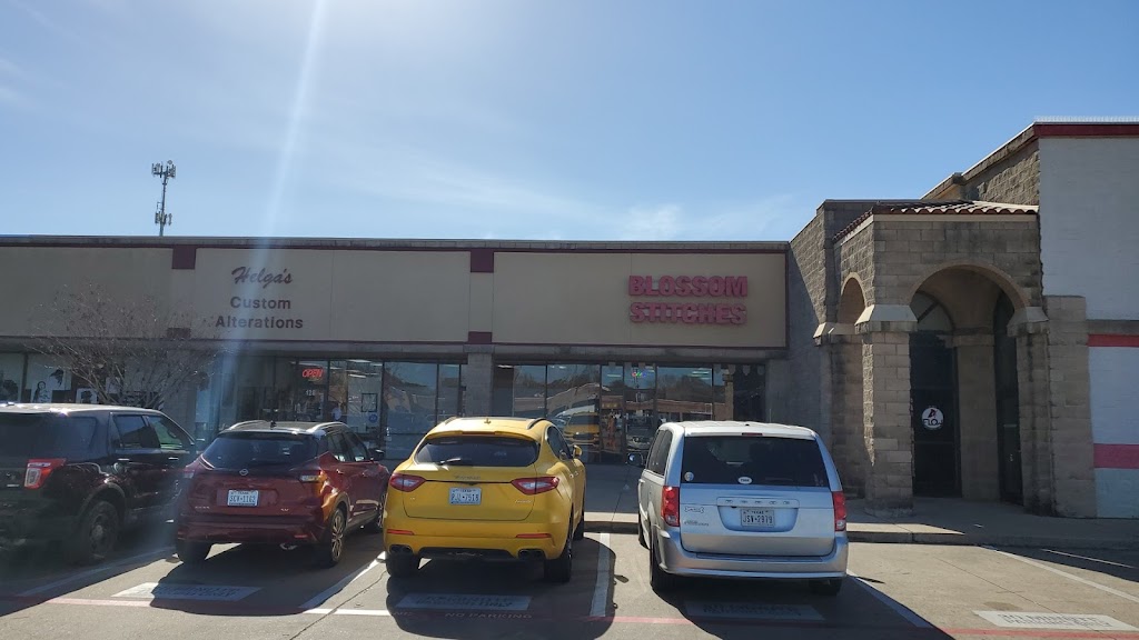 BLOSSOM STITCHES BOUTIQUE | 2400 W Pioneer Pkwy #132, Pantego, TX 76013, USA | Phone: (817) 809-7906