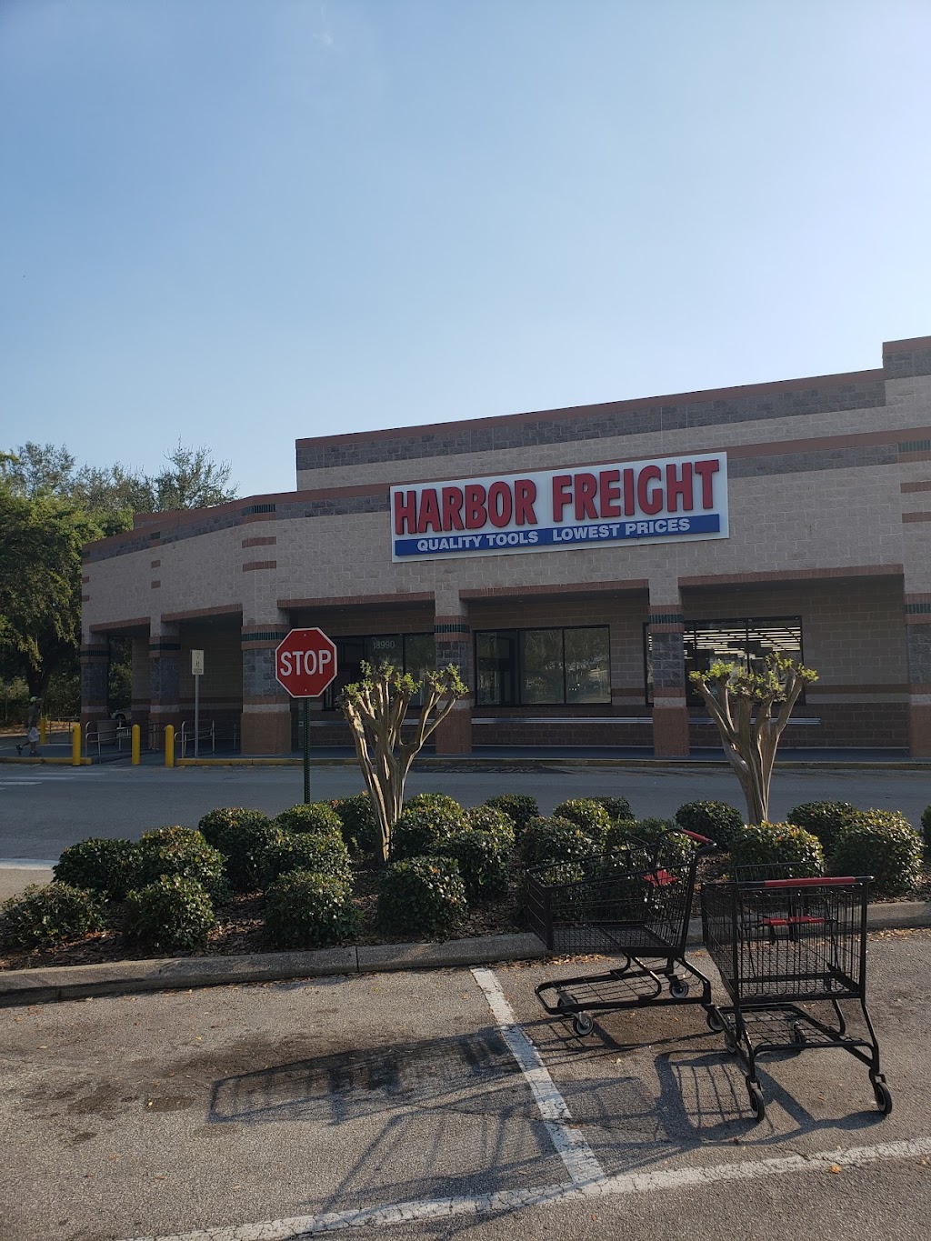 Harbor Freight Tools | 18990 US-441, Mt Dora, FL 32757, USA | Phone: (352) 383-4026