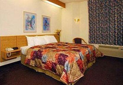 Americas Best Value Inn & Suites | 2185 Mt Zion Pkwy, Morrow, GA 30260, USA | Phone: (770) 472-9800