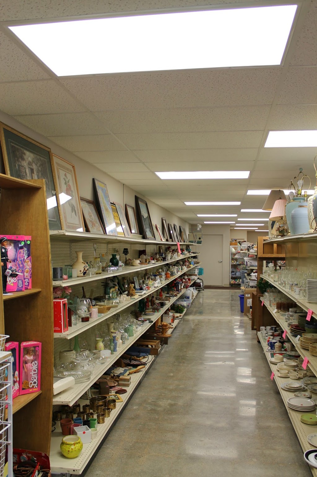 Auxiliary Closet | 238 S 13th St, Blair, NE 68008 | Phone: (402) 426-2030