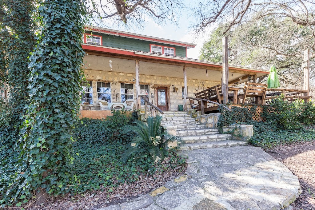 Creekside Camp & Cabins | 222 Hatchett Hill, Marble Falls, TX 78654 | Phone: (830) 693-5979