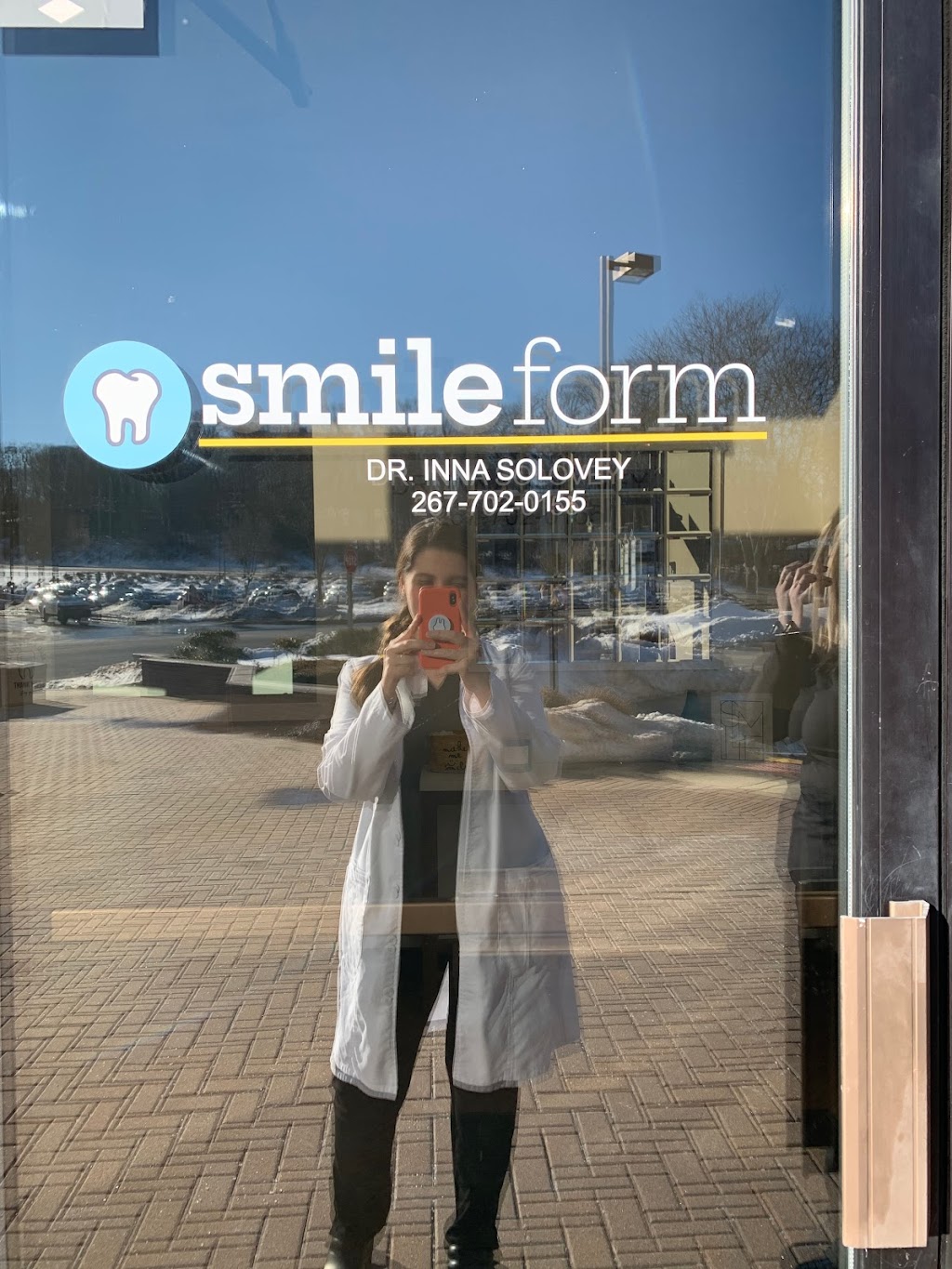 SmileForm | 4753 West Chester Pike, Newtown Square, PA 19073, USA | Phone: (267) 702-0155