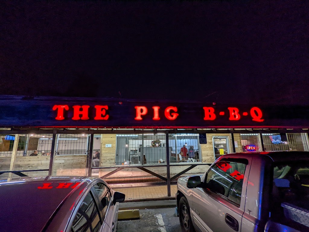 The Pig Bar-B-Q | 9760 Lem Turner Rd, Jacksonville, FL 32208, USA | Phone: (904) 765-4336