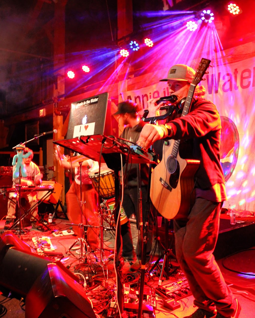 Jamboxx LLC | 2 3rd St Suite 201, Troy, NY 12180, USA | Phone: (888) 452-6269