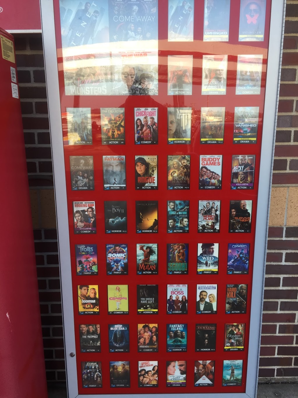 Redbox | 940 Baldwin Plaza Drive, Baldwin, WI 54002, USA | Phone: (866) 733-2693