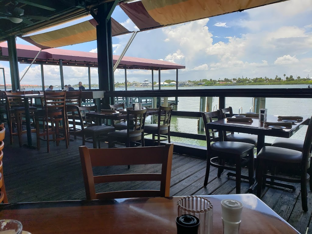 The Grille At Riverview | 101 Flagler Ave, New Smyrna Beach, FL 32169, USA | Phone: (386) 428-1865