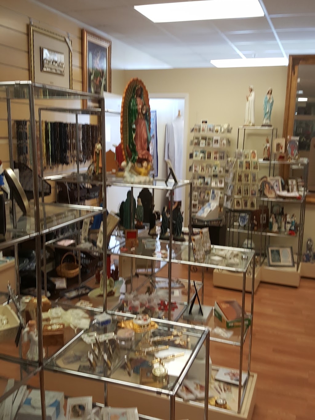 Karisma Catholic Bookstore | 9548 SW 167th Ave, Miami, FL 33196, USA | Phone: (305) 485-0949