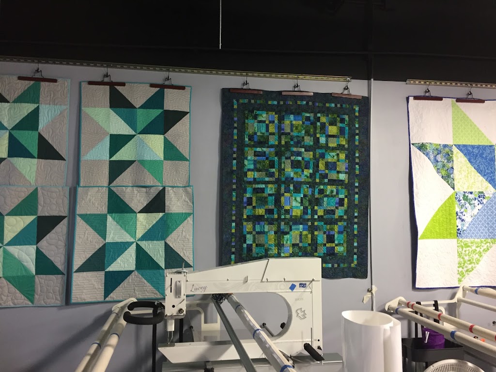 APQS Raleigh & Thread Waggle Quilting | 8330 Bandford Way #005, Raleigh, NC 27615, USA | Phone: (919) 576-9897