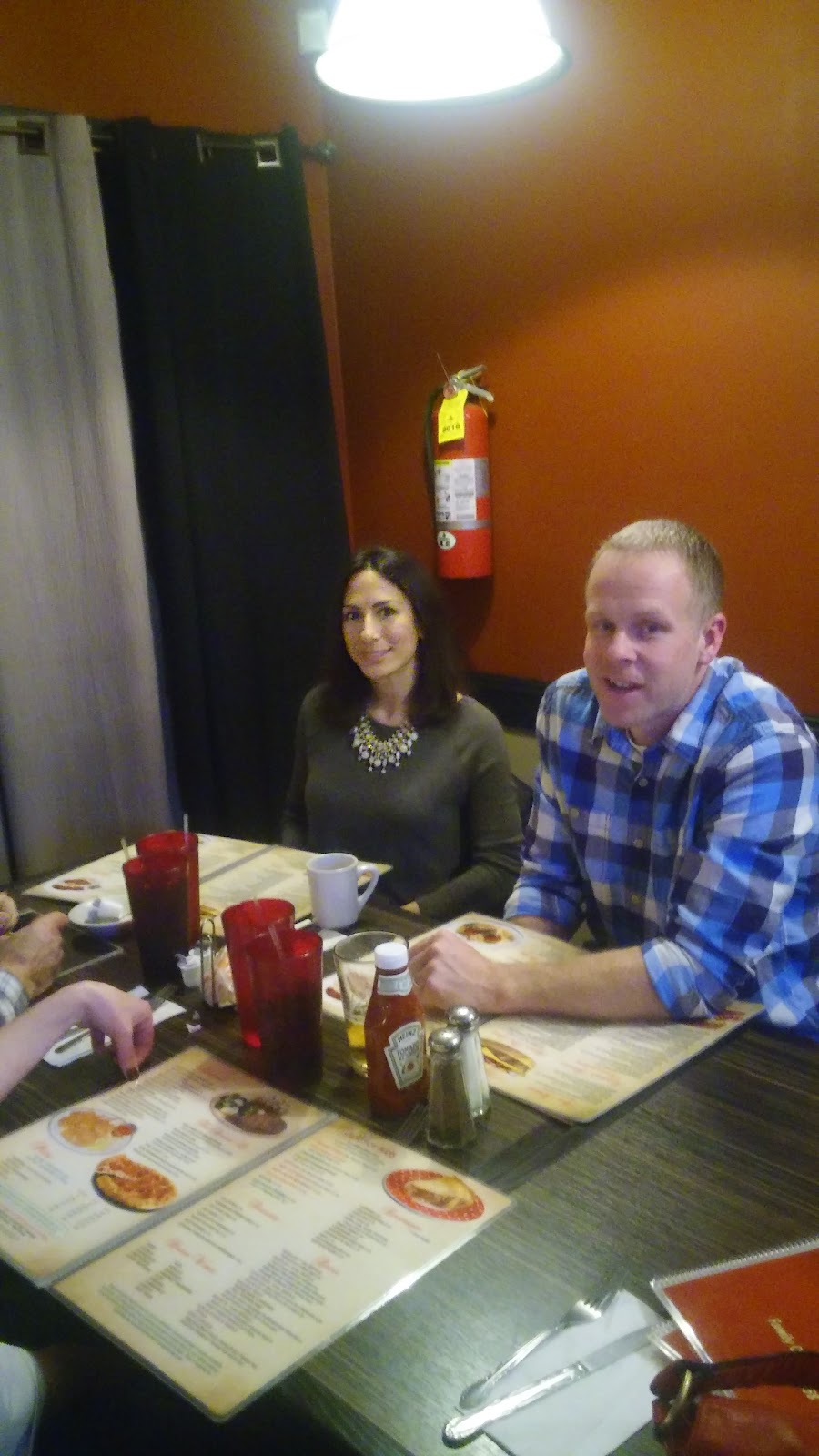 Kasdons Restaurant & Tavern | 8736 New Falls Rd, Levittown, PA 19054, USA | Phone: (215) 547-0610