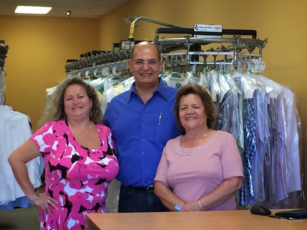 Silver Isles Cleaners @ Countryside Shops | 5850 S Flamingo Rd, Cooper City, FL 33330, USA | Phone: (954) 434-6545