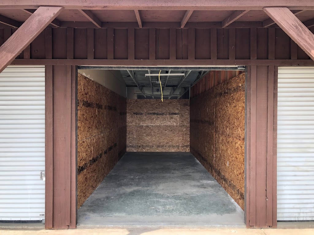 Dons Mini Storage | 3211 S, 3211 Sanger Ave, Sanger, CA 93657, USA | Phone: (559) 875-2900