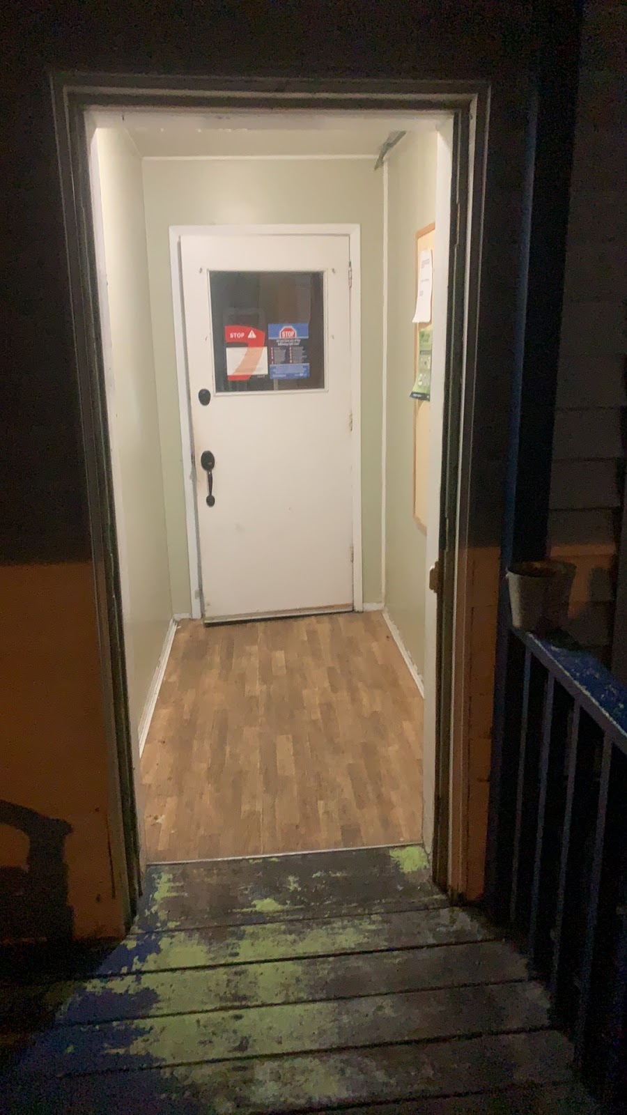 Eastwood Manor | 348 Eastwood Ave, Crystal Beach, ON L0S 1B0, Canada | Phone: (905) 894-2189