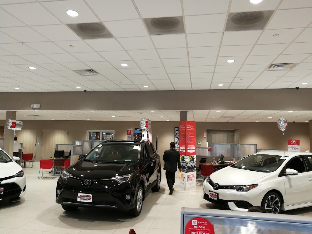 Crystal Toyota | 220 US-22, Green Brook Township, NJ 08812, USA | Phone: (732) 968-1000